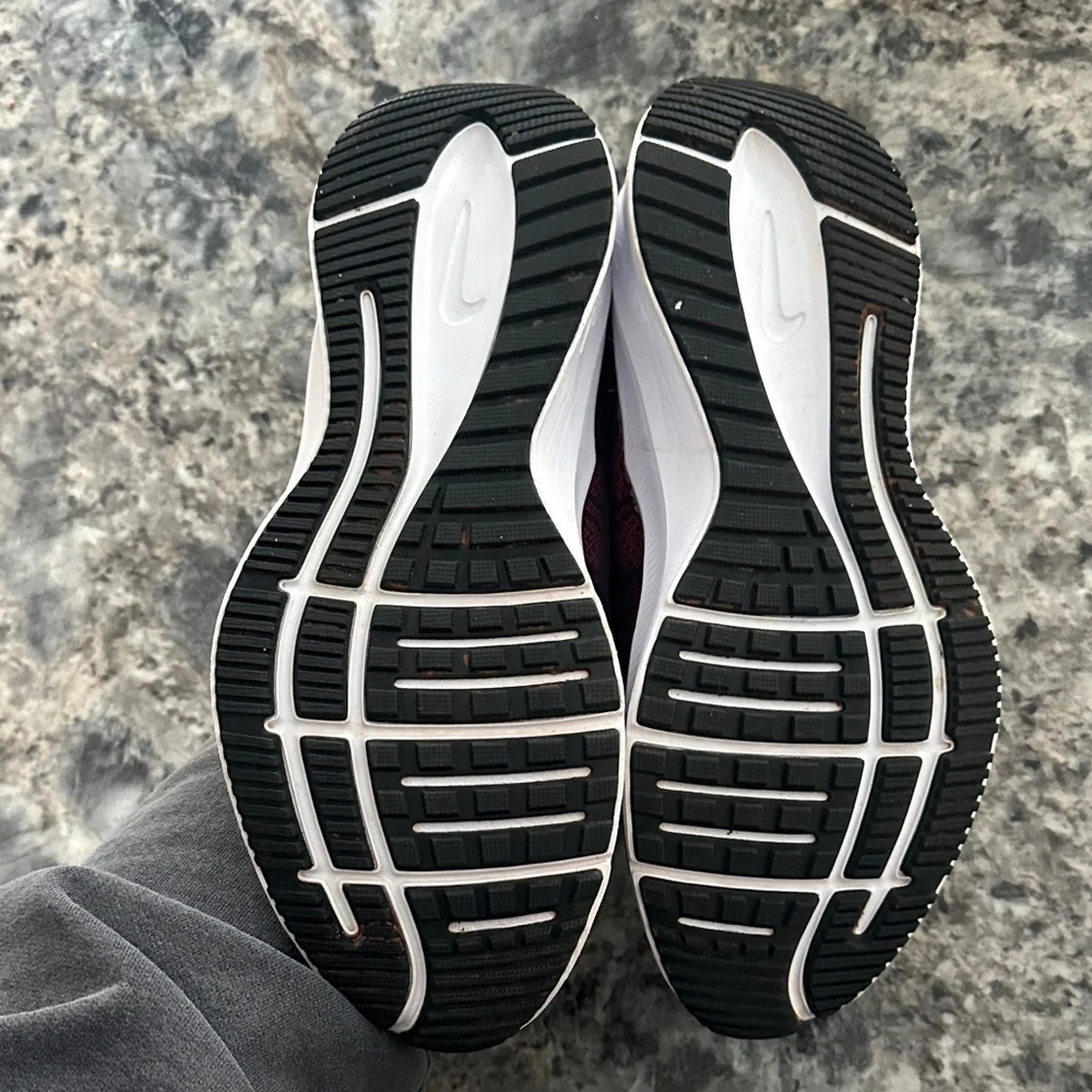 Nike Quest 4 Black Hyper Pink Women's Running Shoes Size 7 - Picture 5 of 6